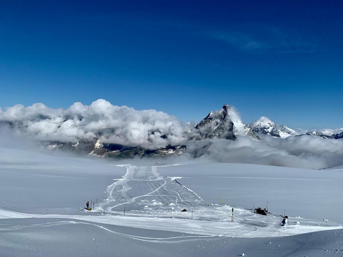 Cervinia Ski In Ski Out - Spacious Apartment Breuil-Cervinia Extérieur photo